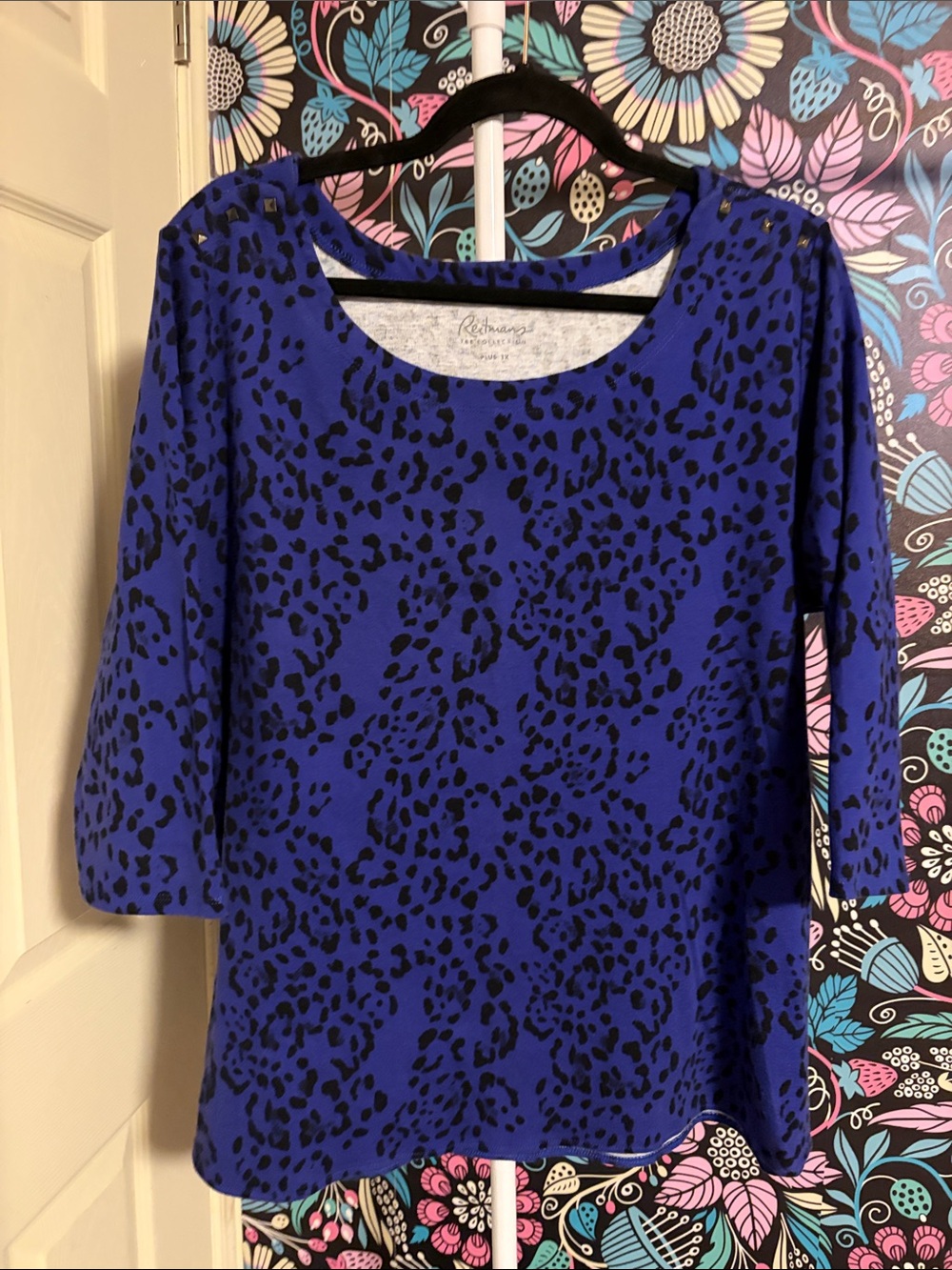 Reitmans Cobalt Blue and Black Leopard-Print 3/4 Sleeve Tee